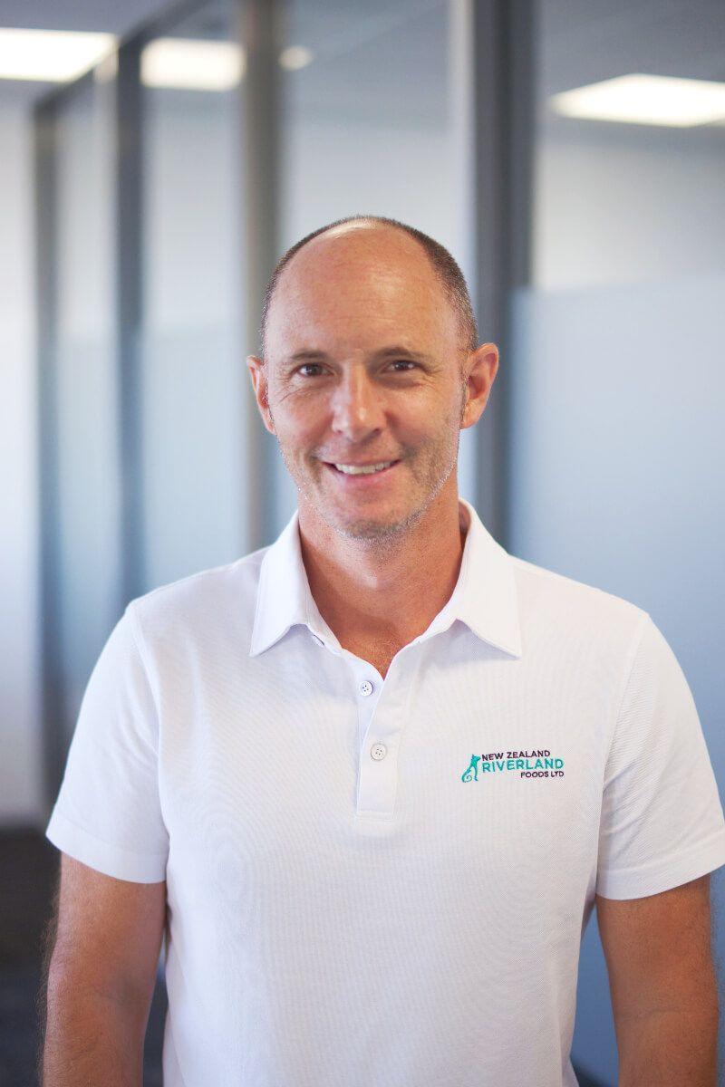 Mike Dance Raaf 关于我们 - New Zealand Riverland Foods LTD
